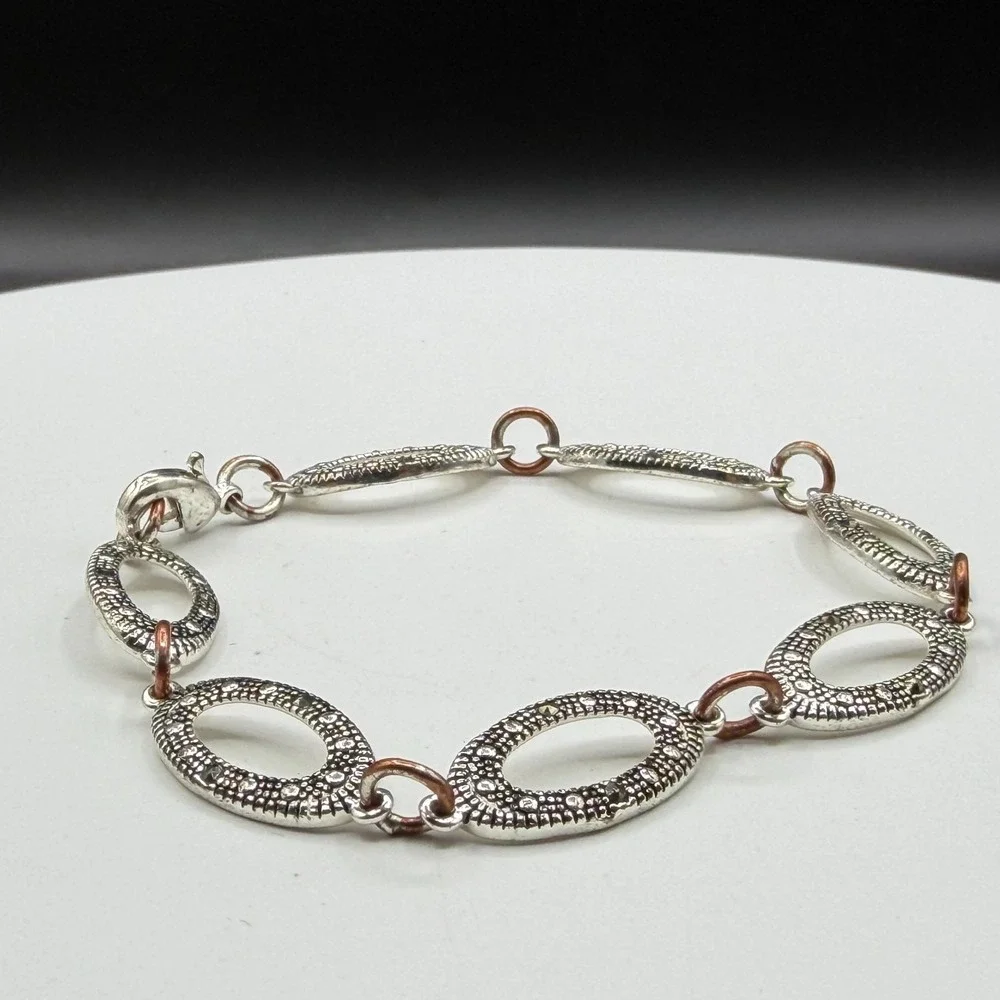 N/A silver tone